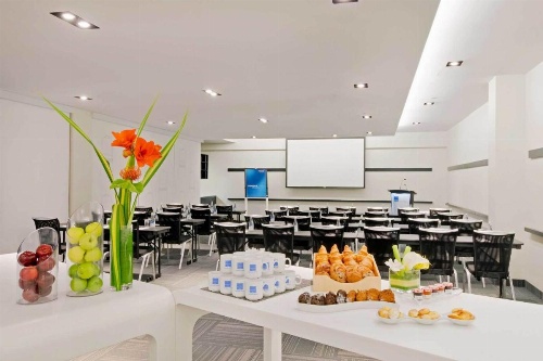 Novotel Montreal Centre image 30