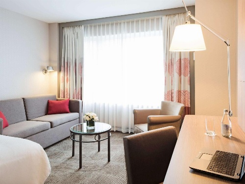 Novotel Montreal Centre image 4